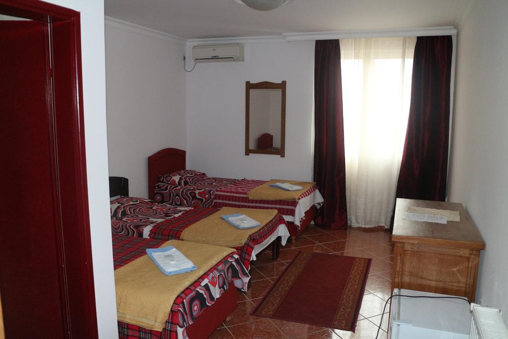 Kuca Veljovica Motel Belgrade Luaran gambar